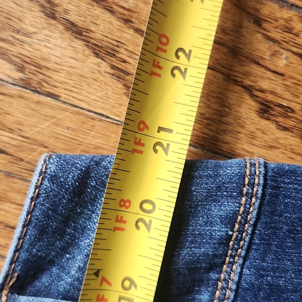 d. jeans Women's Dark Blue Cropped Jeans Size 22 - Picture 5 of 7